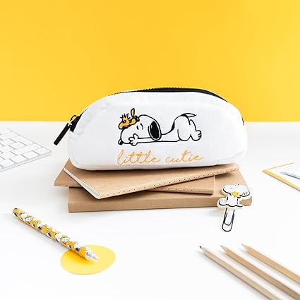 Estuche felpa Snoopy Lazy days
